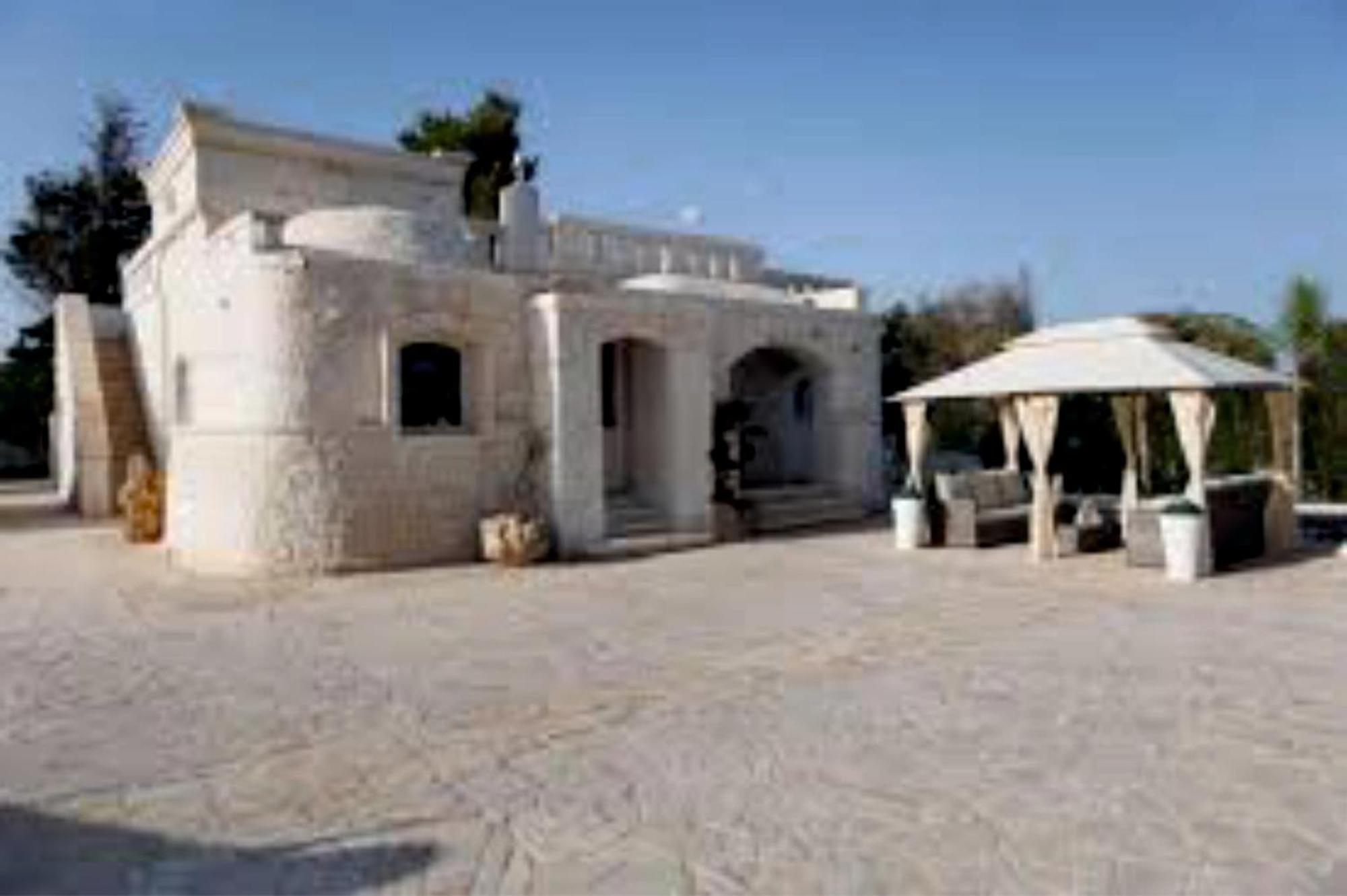 Villa Brachychiton Ostuni Buitenkant foto